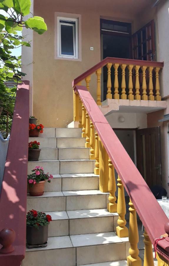 Apartman Tatjana Sutomore Zewnętrze zdjęcie