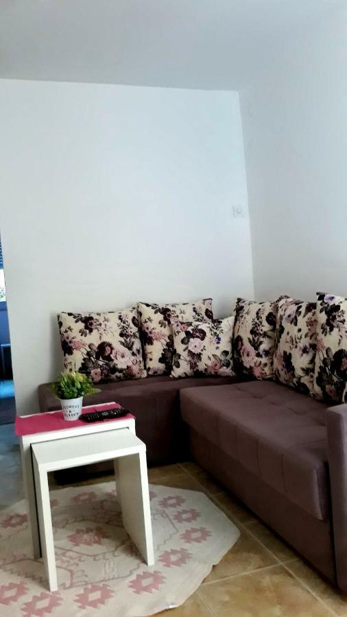 Apartman Tatjana Sutomore Zewnętrze zdjęcie