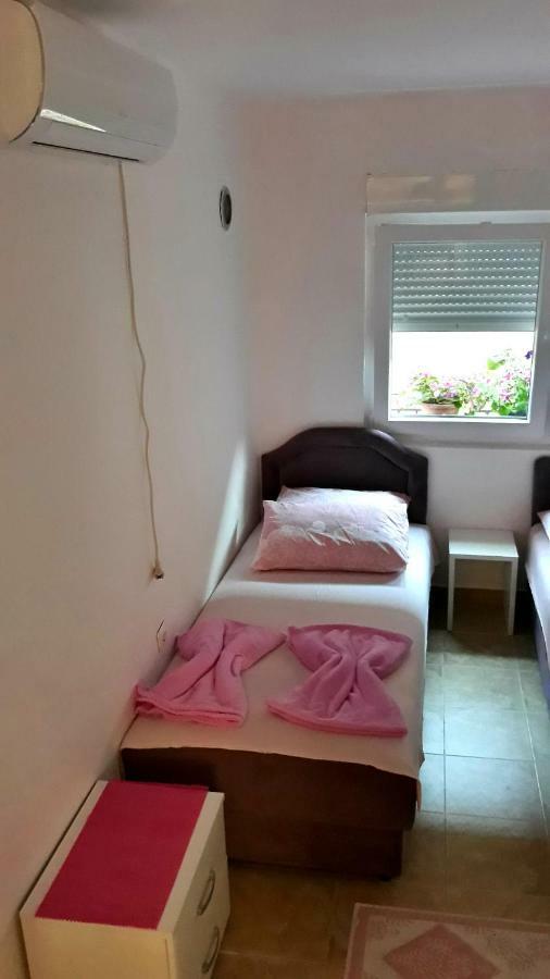 Apartman Tatjana Sutomore Zewnętrze zdjęcie
