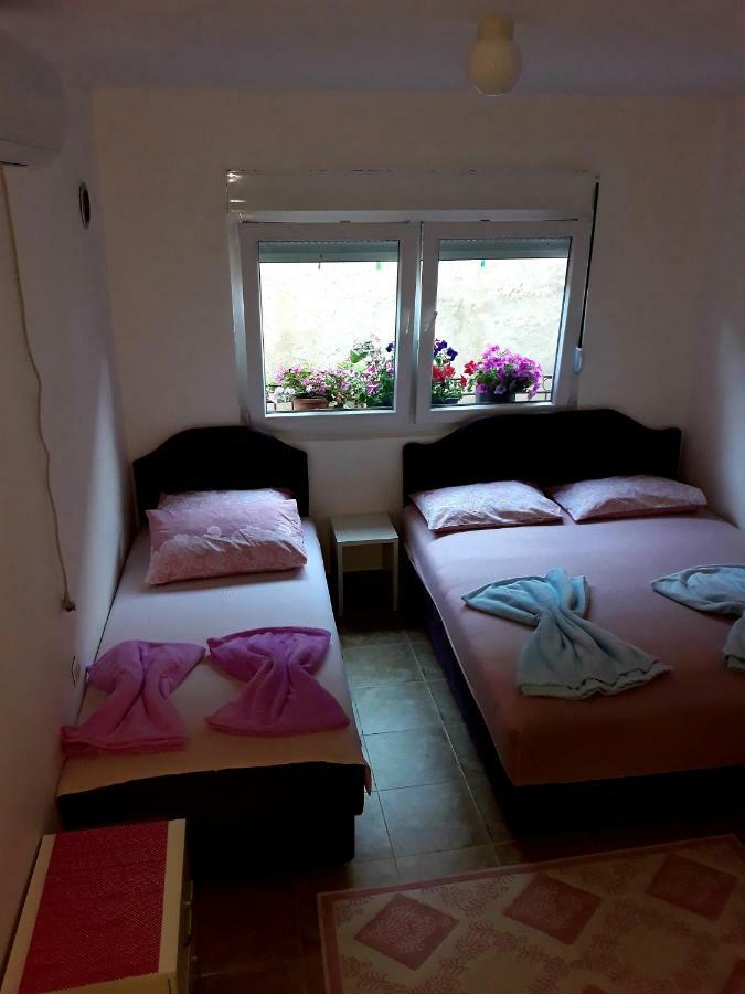 Apartman Tatjana Sutomore Zewnętrze zdjęcie