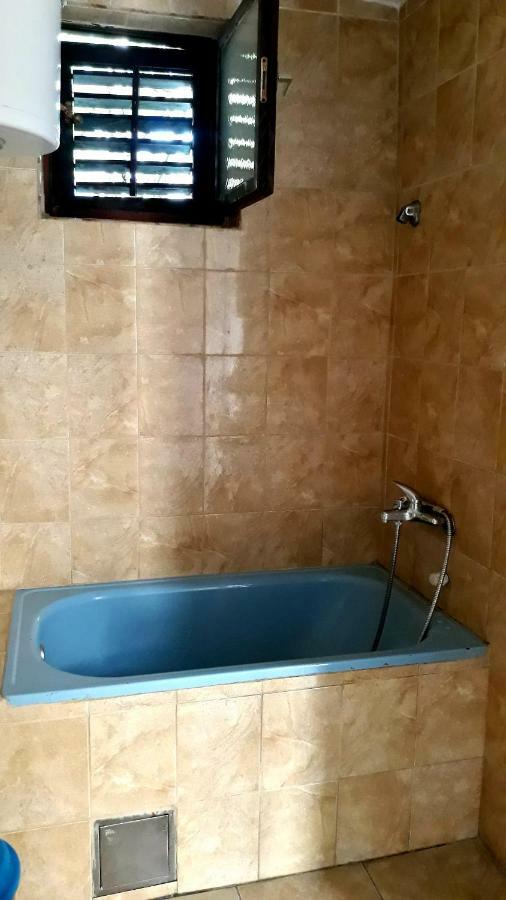 Apartman Tatjana Sutomore Zewnętrze zdjęcie